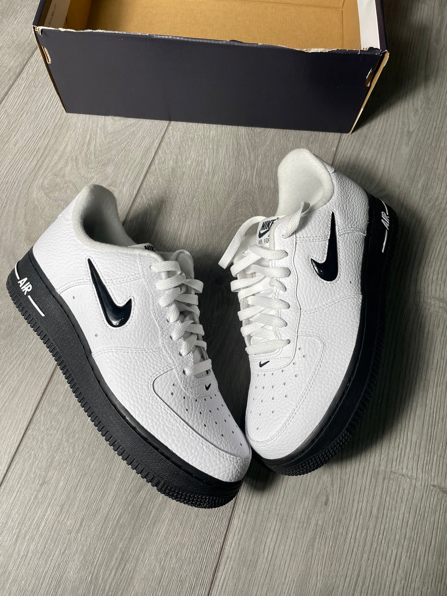 Nike AirForce 1 Jewel