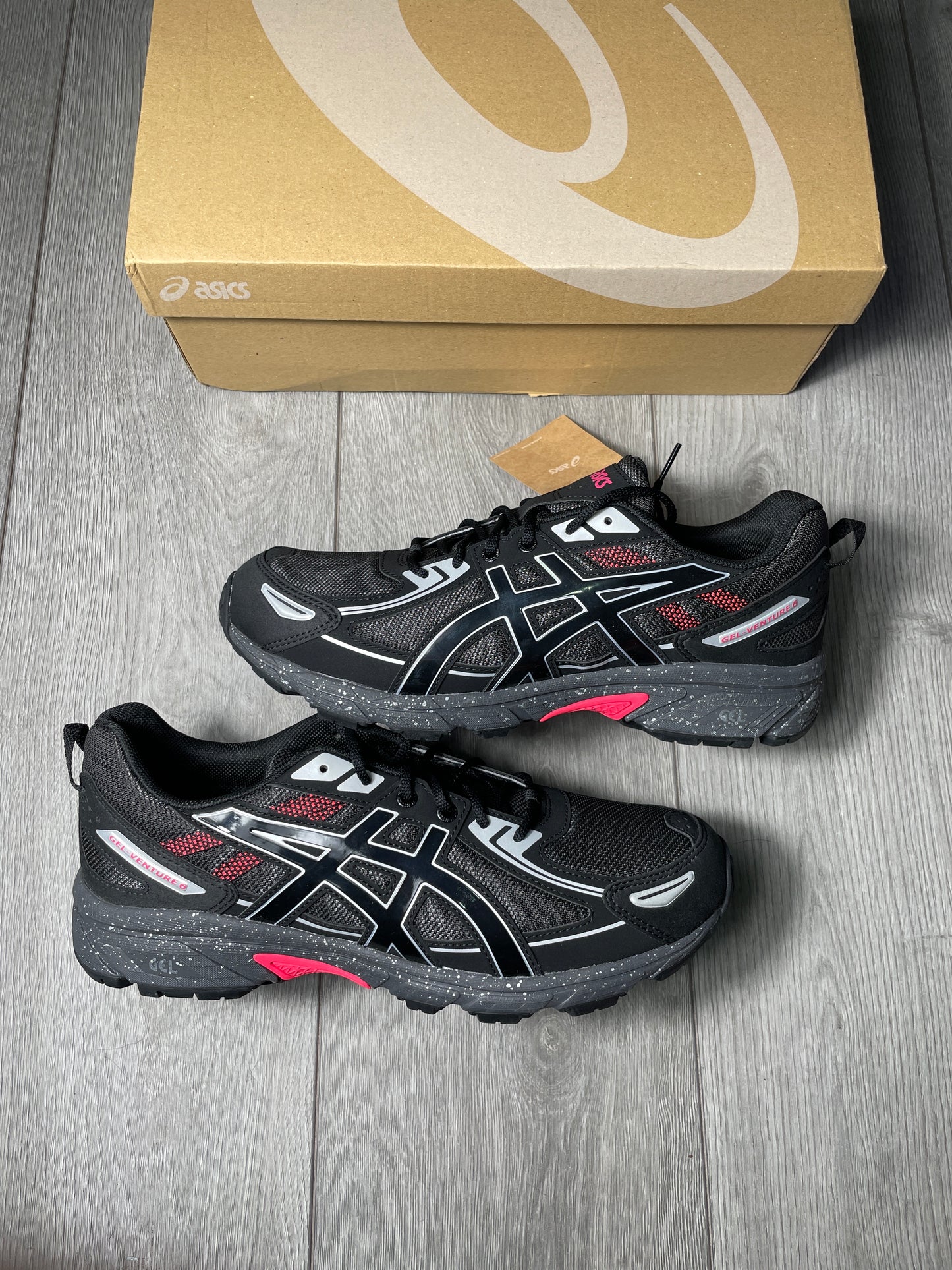 ASICS Gel Venture 6