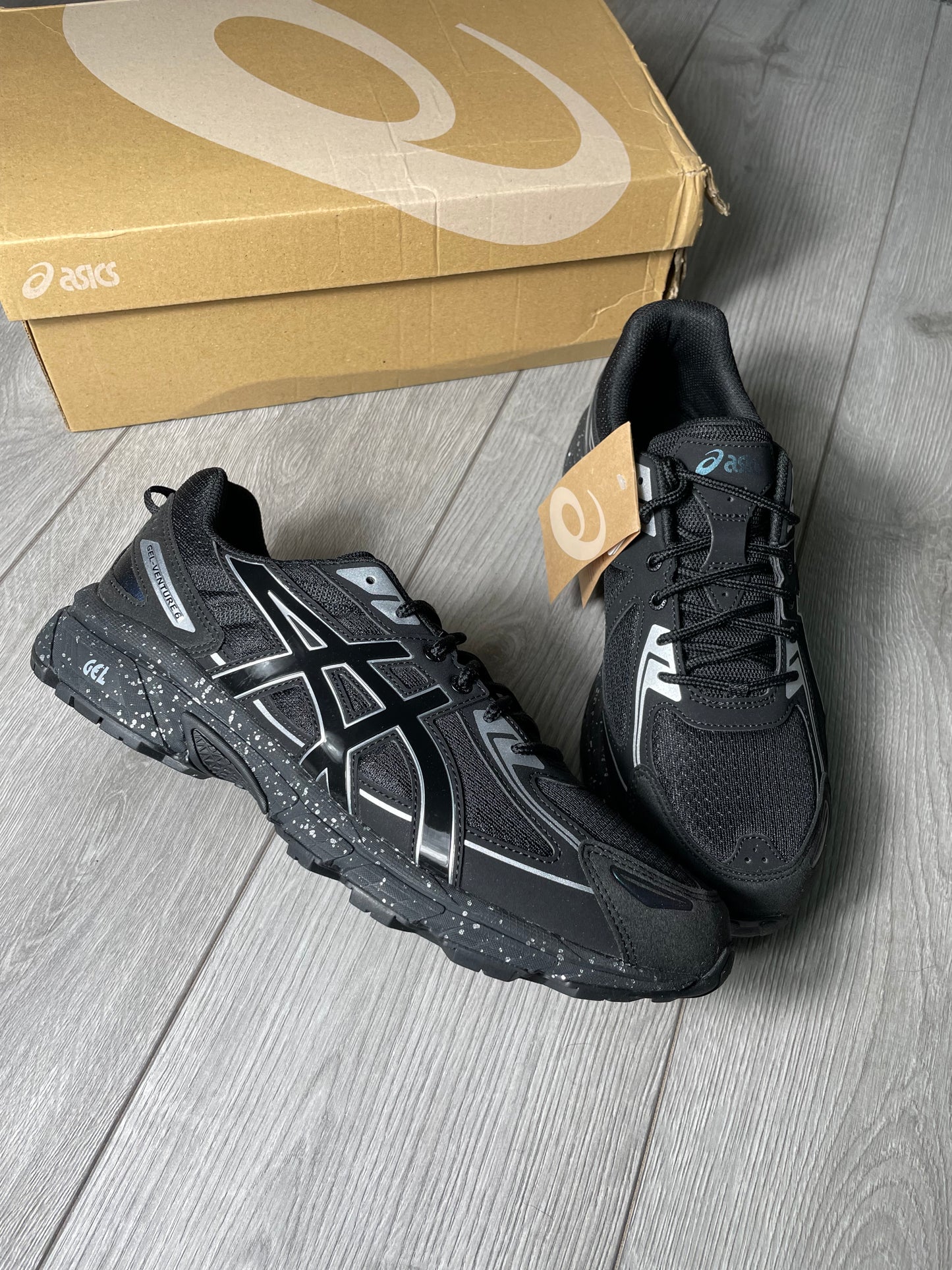 ASICS Gel Venture 6
