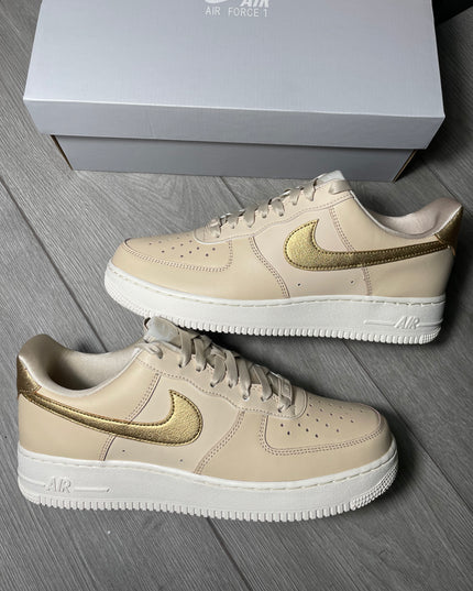 Nike AirForce 1 07 FSS TRND