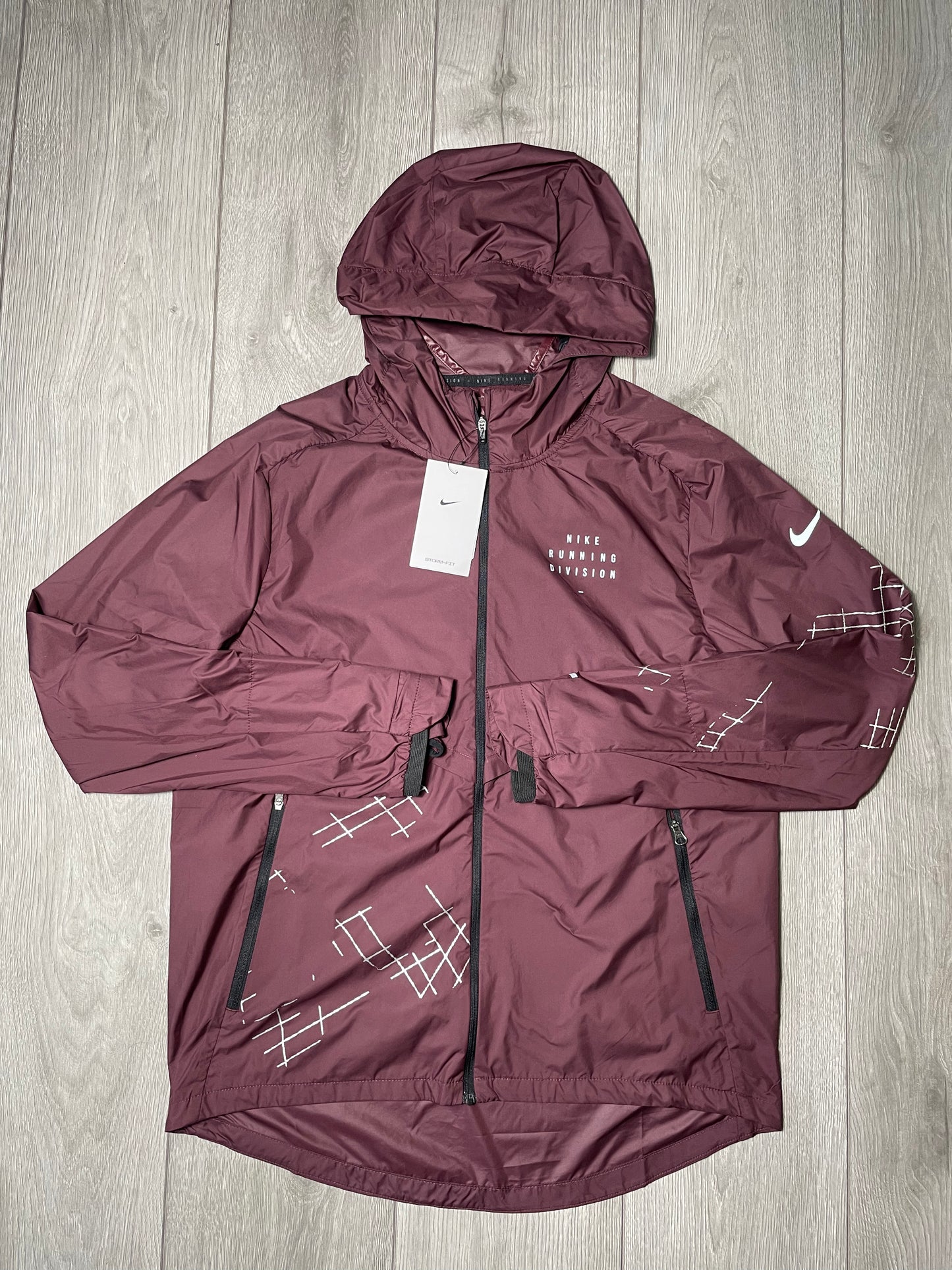 Nike division run jacket Reflective