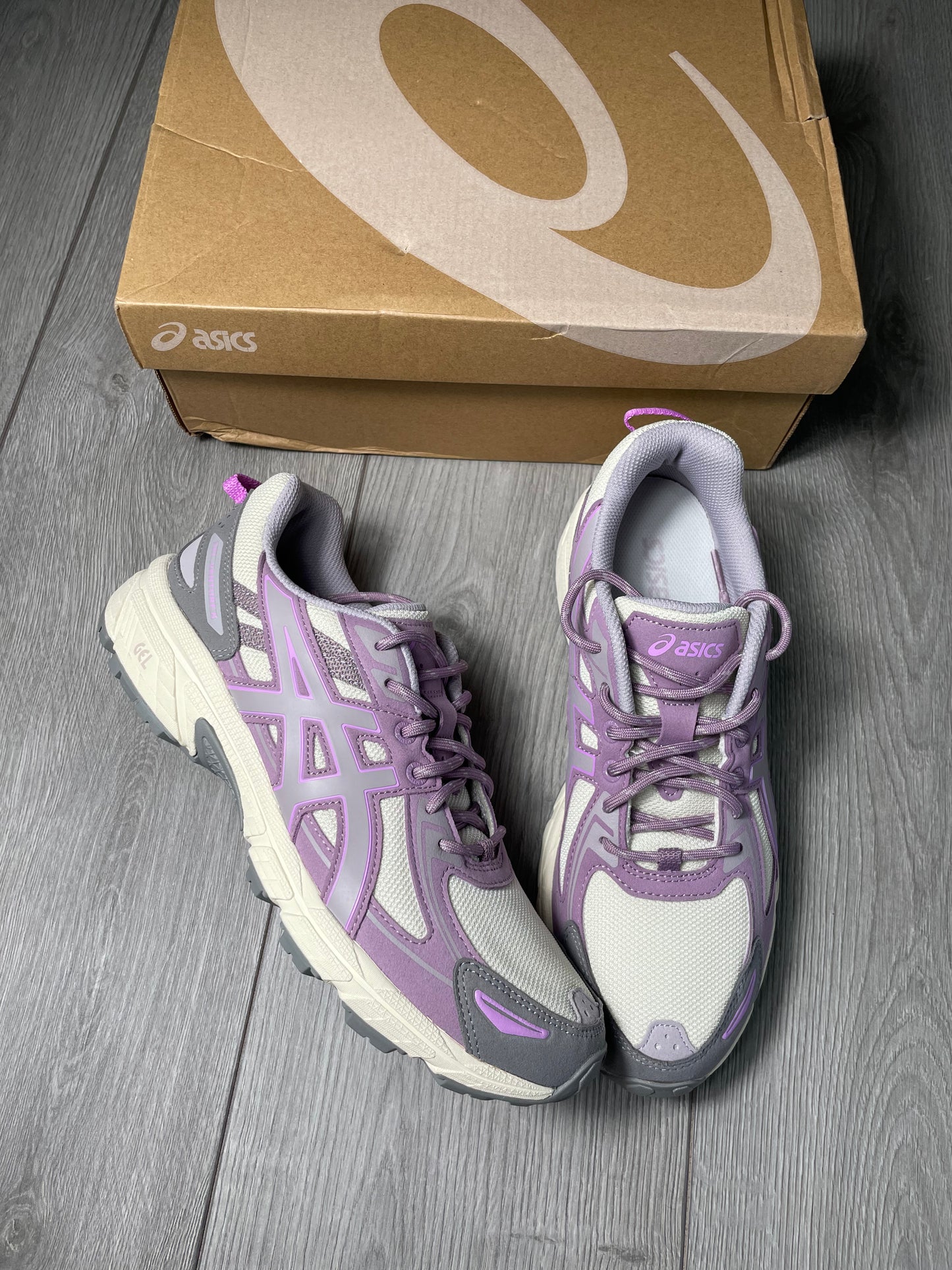 ASICS Gel Venture 6
