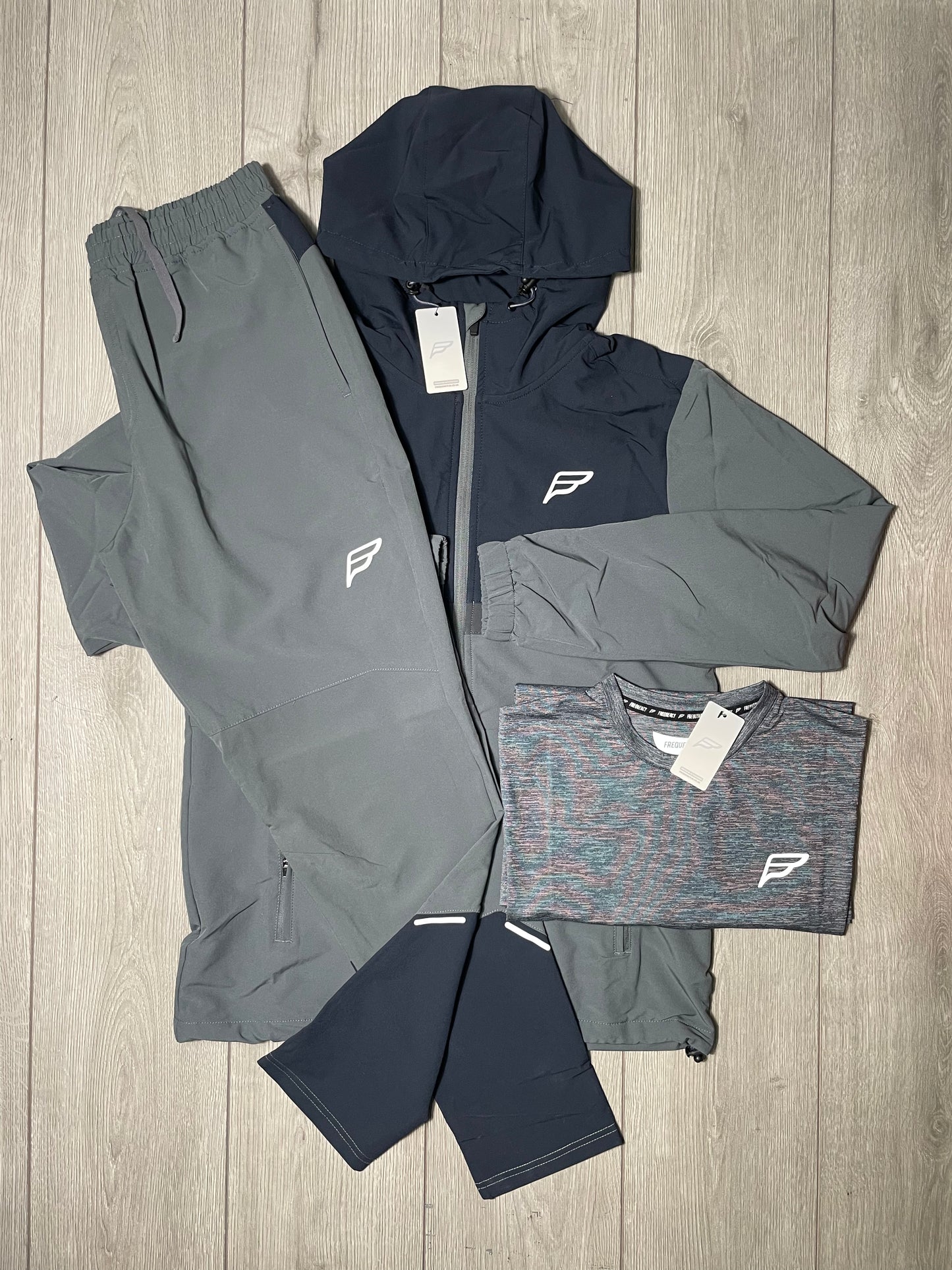 Frequency 3 Piece Set