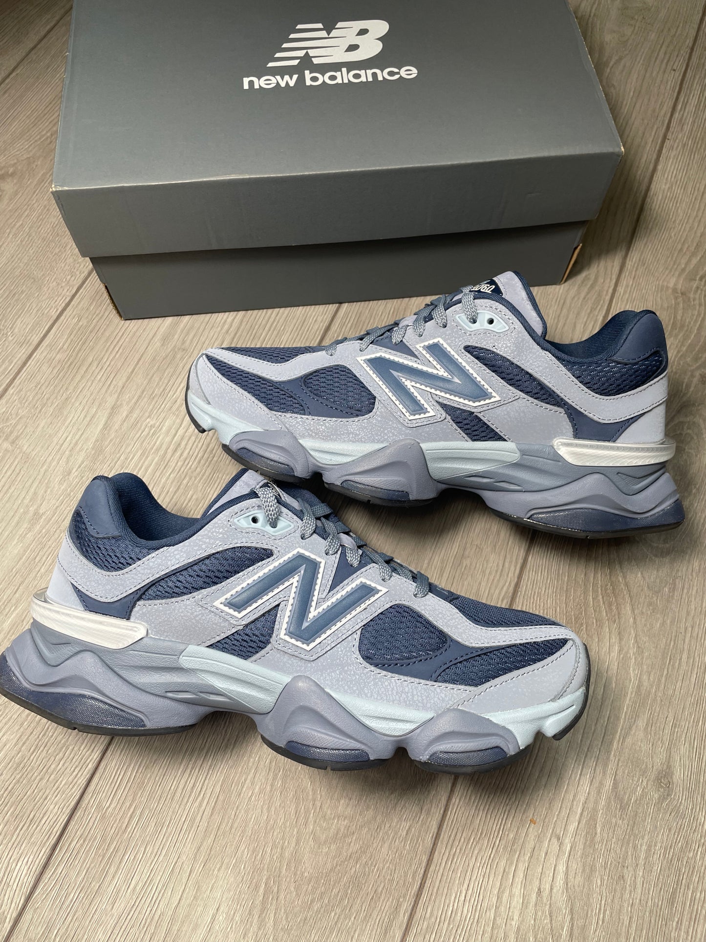 New Balance 9060