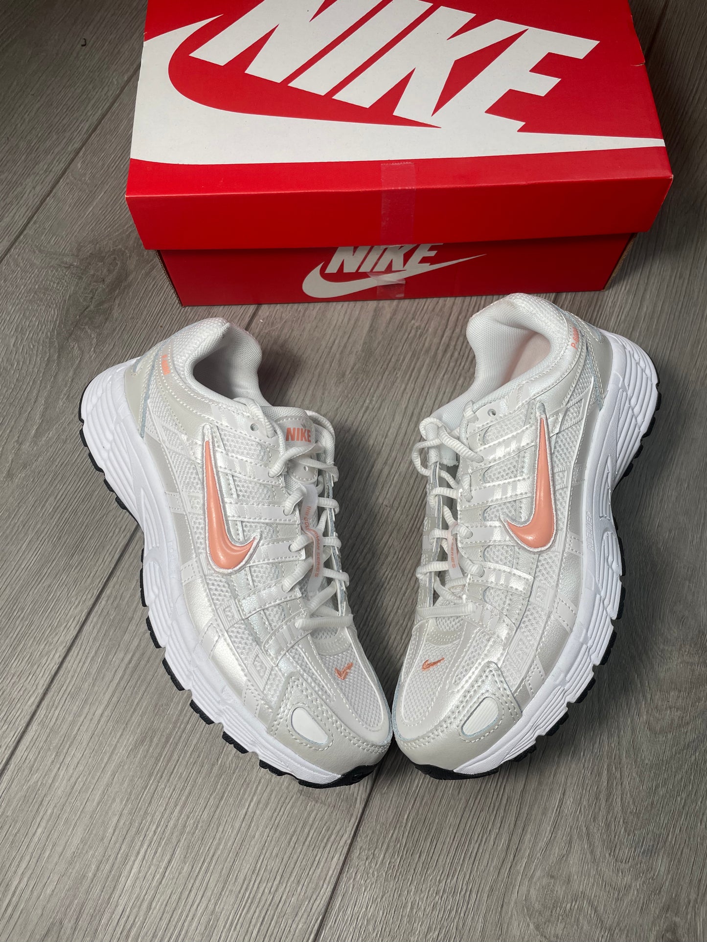 Nike p6000