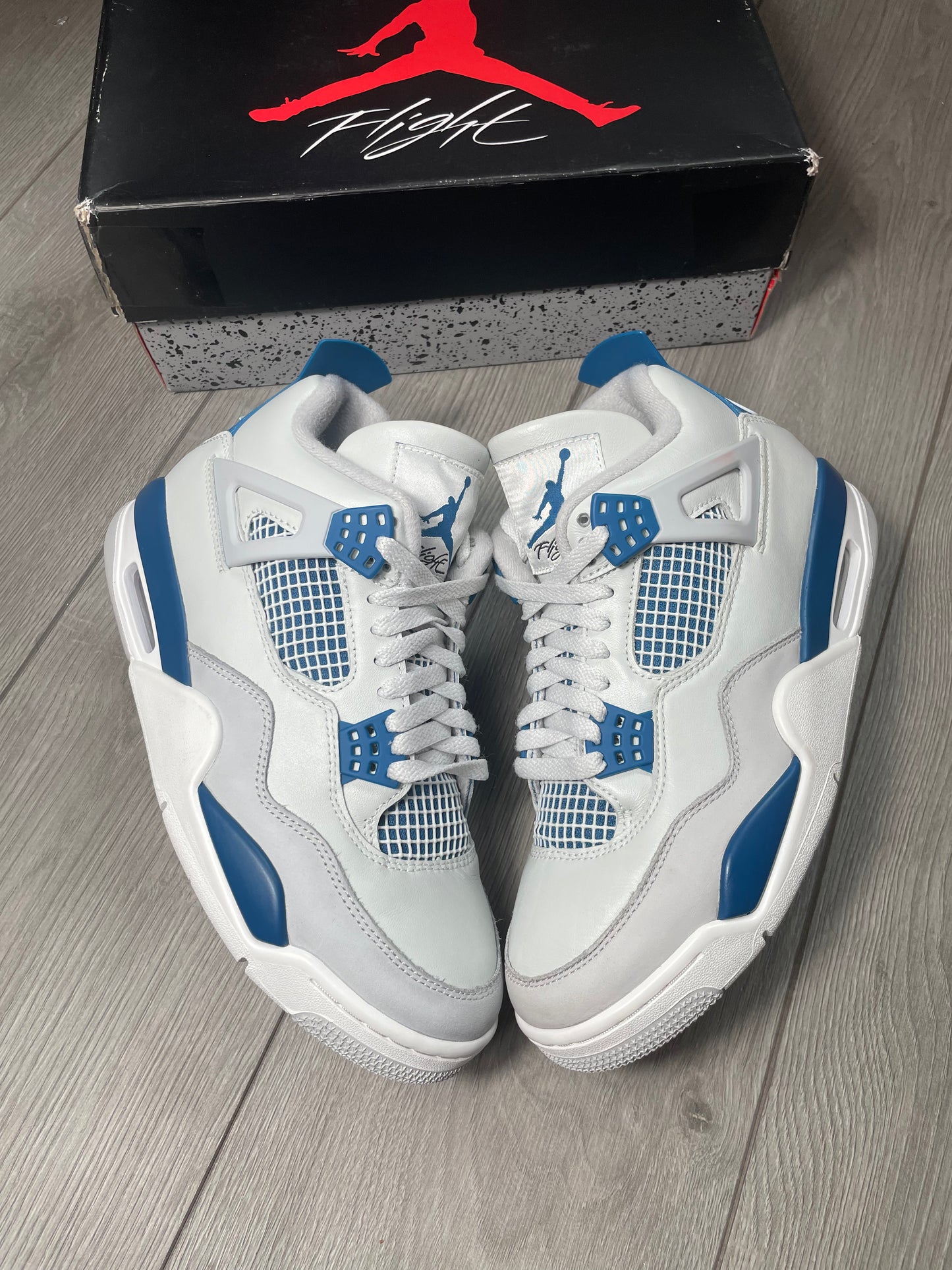 Jordan 4 Retro Military Blue