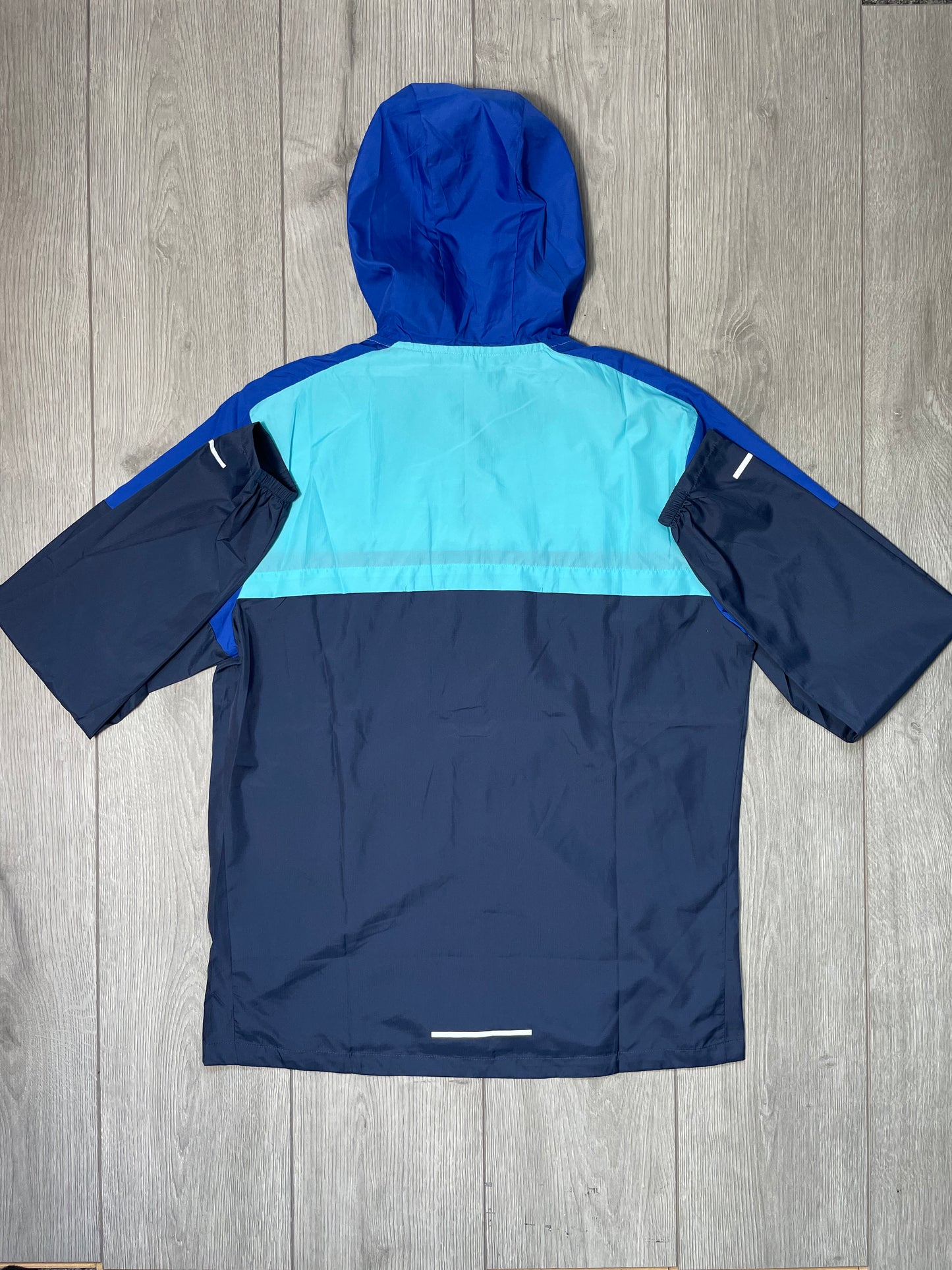 Montirex Windbreaker
