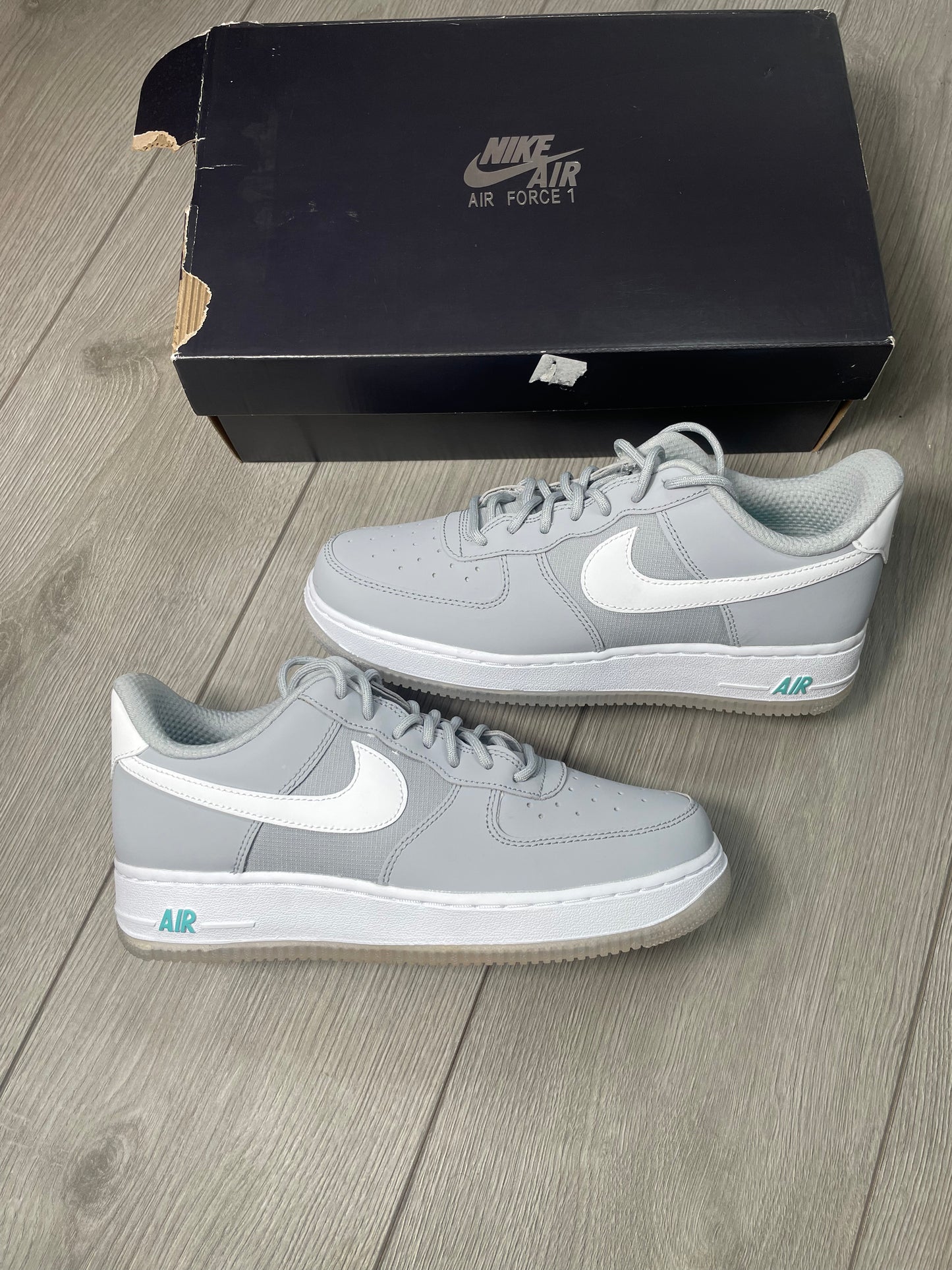 Nike AirForce 1 White Gum Sole