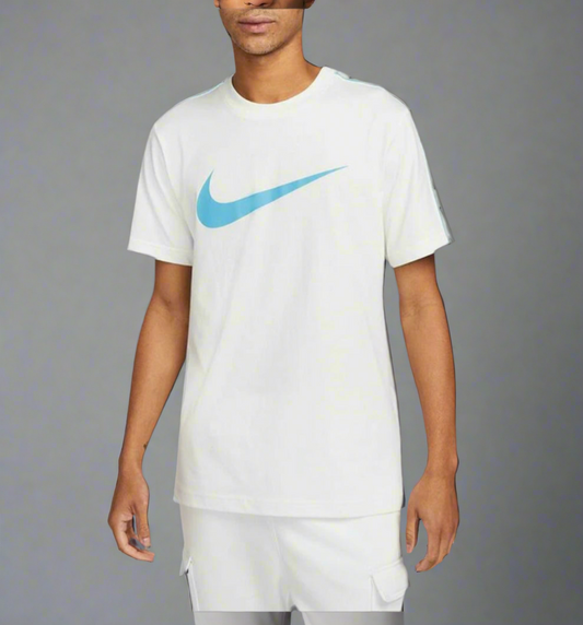 Nike Repeat Swoosh T-Shirt