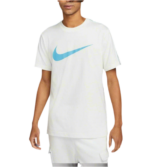 Nike Repeat Swoosh T-Shirt