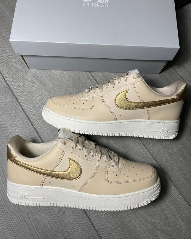 Nike AirForce 1 07 FSS TRND