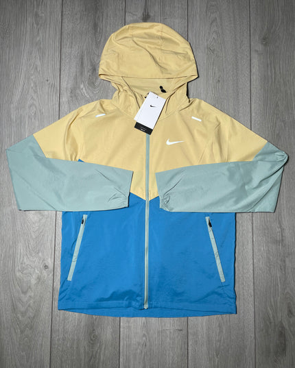 Nike Packable Repel WindBreaker Jacket