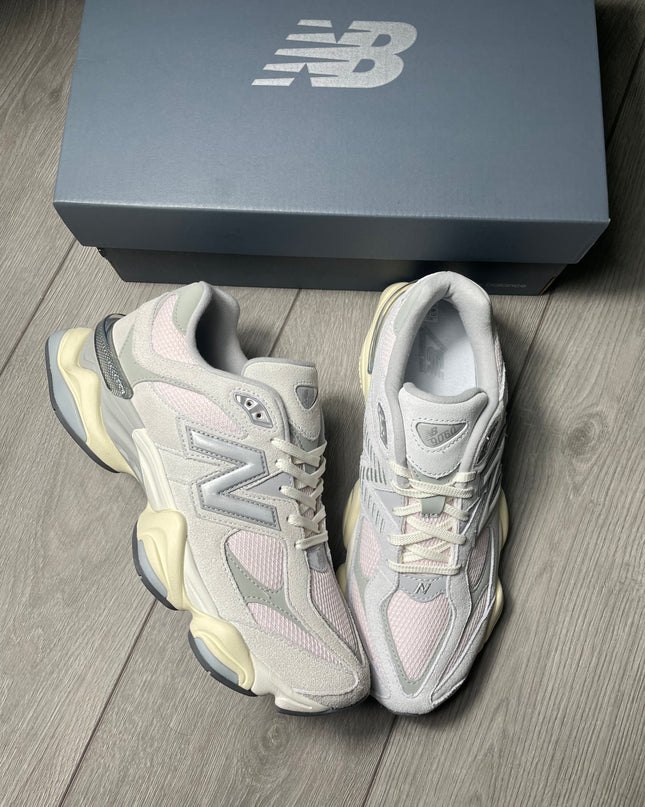 New Balance 9060 (Slight Discolouration)