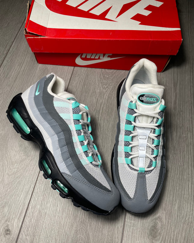Nike AirMax 95 Hyper Turquoise