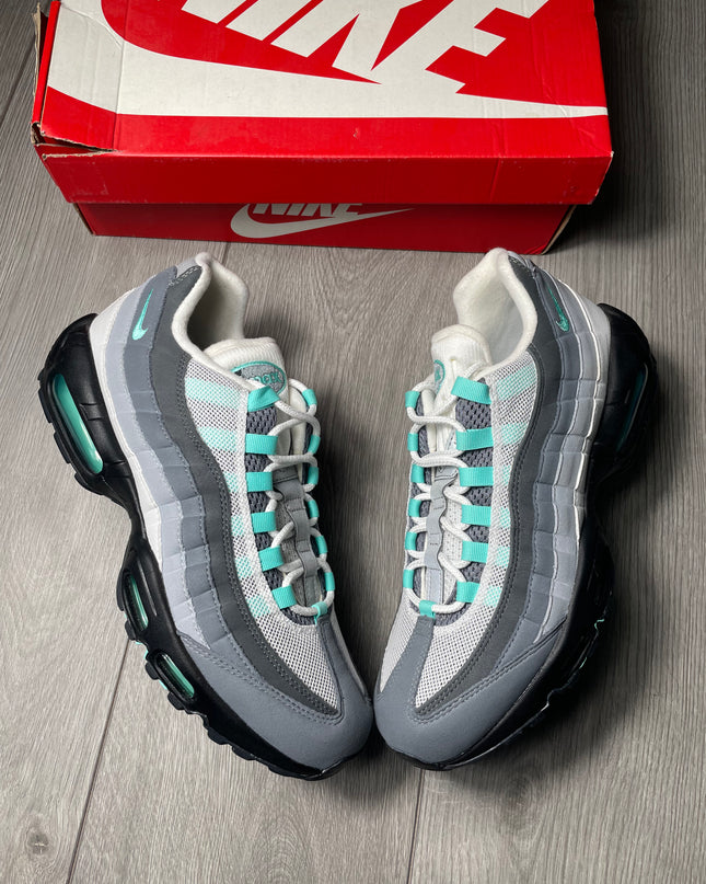 Nike AirMax 95 Hyper Turquoise