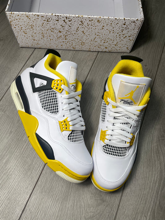 Jordan 4 Retro