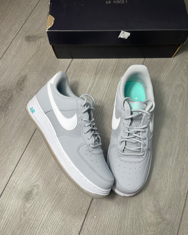 Nike AirForce 1 White Gum Sole