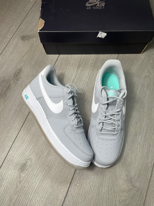 Nike AirForce 1 White Gum Sole