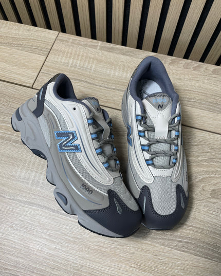 New Balance 1000