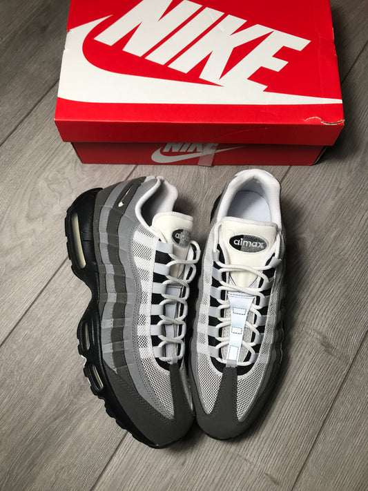 Nike AirMax 95 Grey Jewel